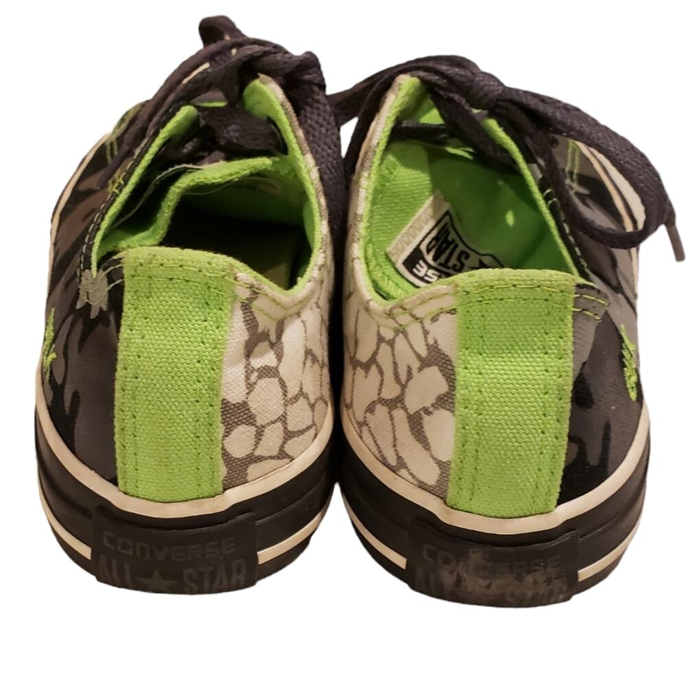 Converse Shoes - Picture 4 of 11
